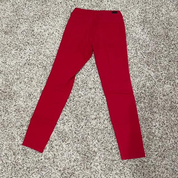Red jeans - Picture 2 of 3